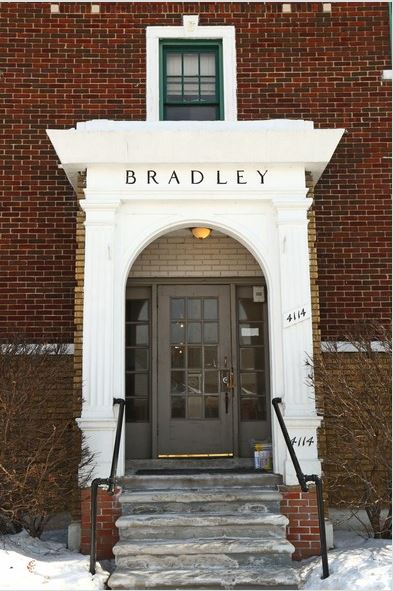 Foto del edificio - Bradley Apartments