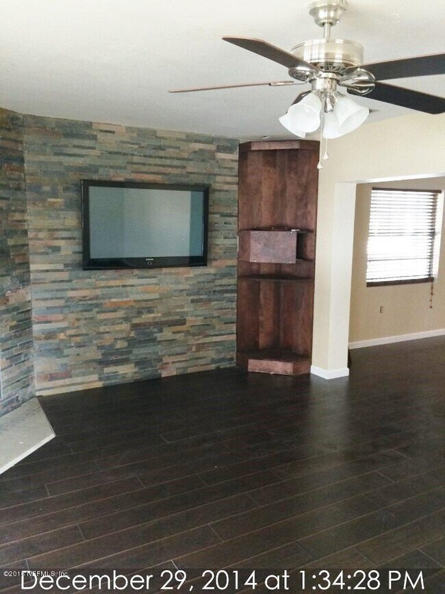 Foto del edificio - 5640 Silver Sands Cir