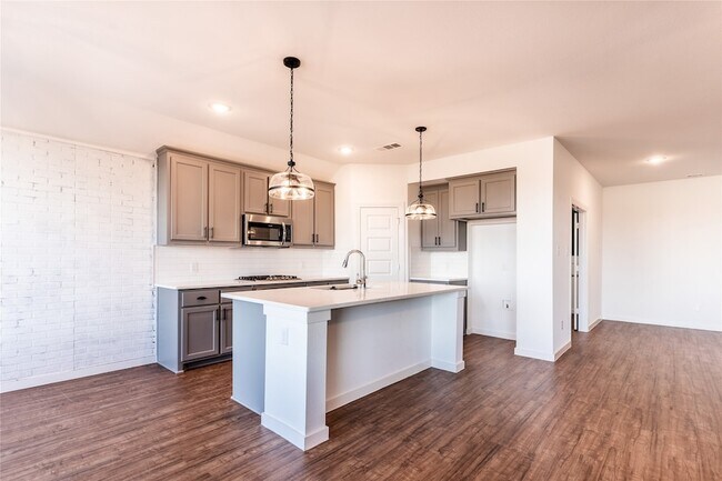 Building Photo - 1123 Bantham Wy