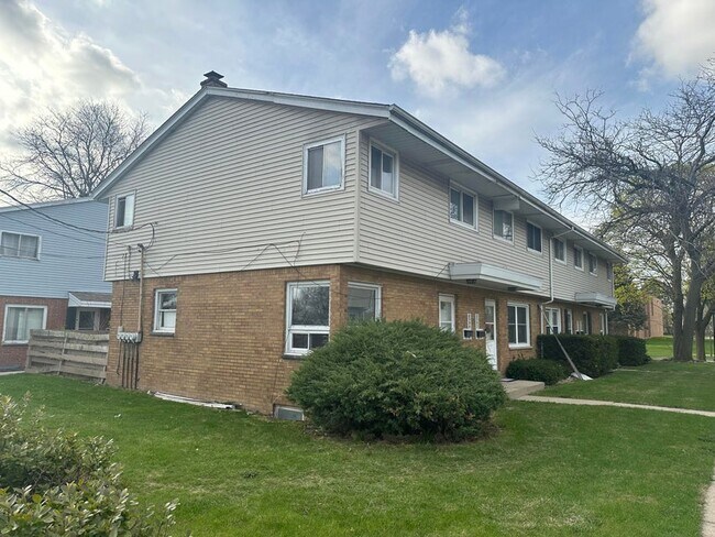 Foto del edificio - 8594 W Villard Ave