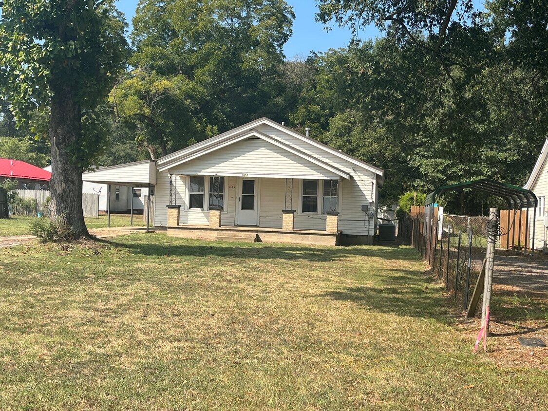 1005 Judson Ave, Judsonia, AR 72081