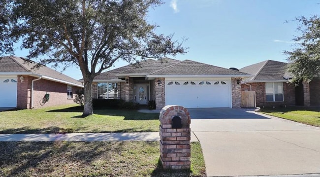 Building Photo - 4 bedroom in Jacksonville FL 32246