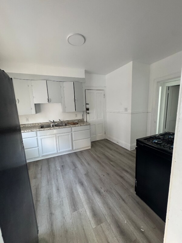 Foto del edificio - 12202 Benham Ave