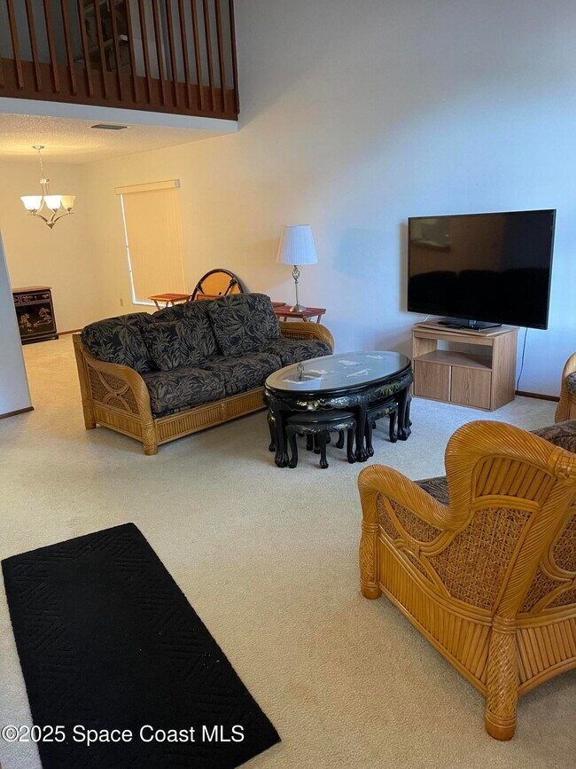 Foto del edificio - 1547 Clover Cir