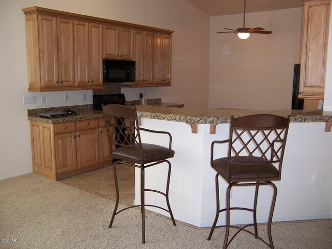 Building Photo - 2205 W Darrel Rd