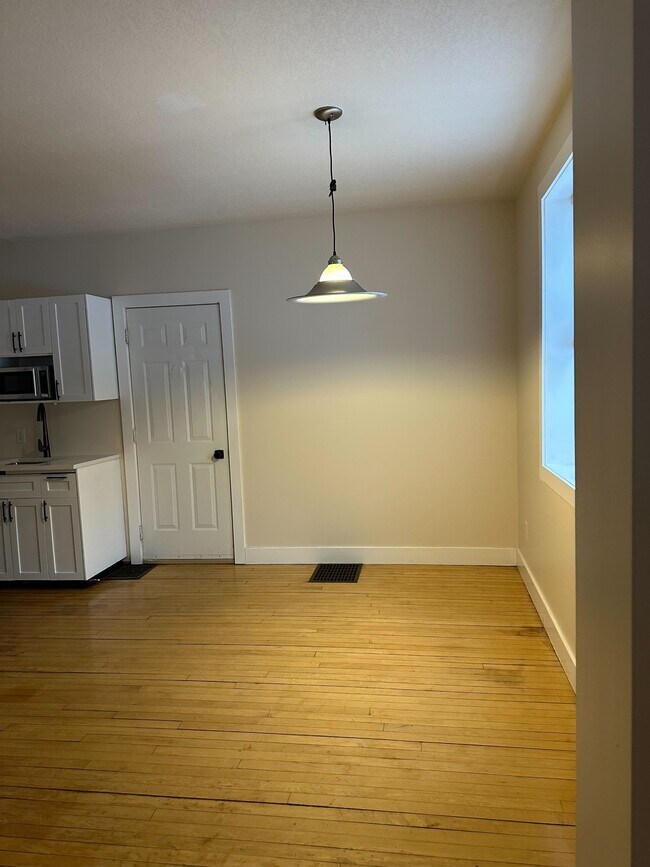 Photo du bâtiment - 2008 Athol St