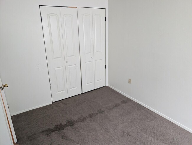 Foto del edificio - 1001 White Oak Rd