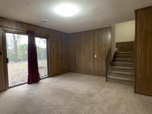 Building Photo - 4264 Woodland Dr