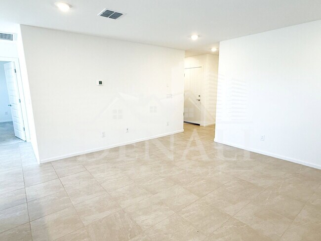 Foto del edificio - 32300 N Hermon Rd