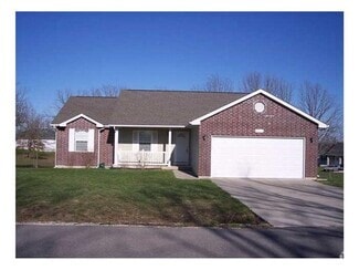 Building Photo - 21053 Larson Rd
