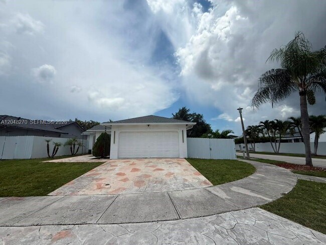 Foto del edificio - 14305 SW 182nd Terrace