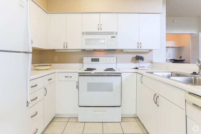 8509-8511 - Indian Hills Drive Townhomes