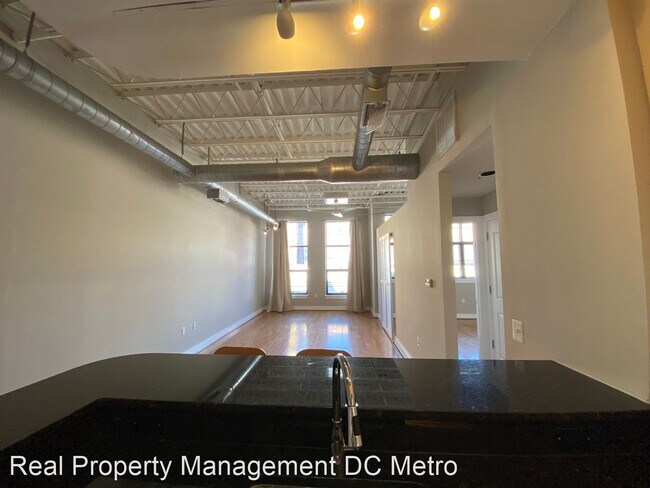 Building Photo - 2421 18th St NW