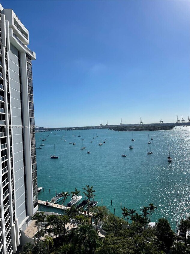 Foto principal - 9 Island Ave