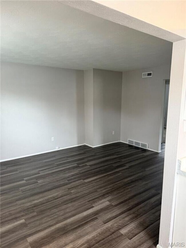 Foto del edificio - 6727 Colony Acres Dr