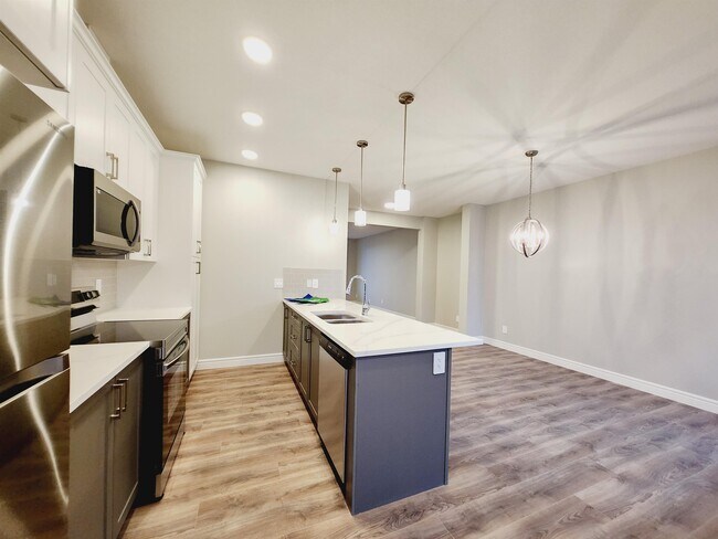 Photo du bâtiment - 1693 Cavanagh blvd SW