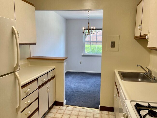 Foto del edificio - 1954 Kennedy Dr