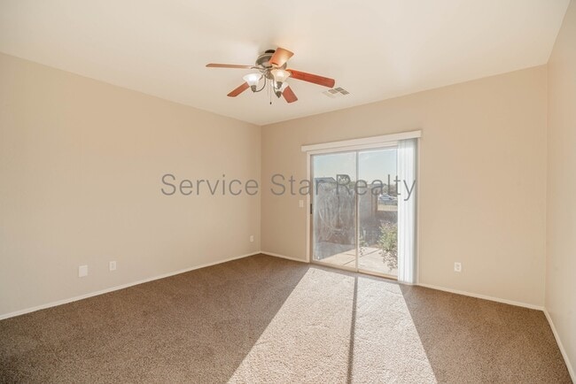 Building Photo - 1708 S 79th Glen