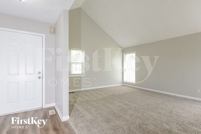 Building Photo - 4344 Braemar Dr