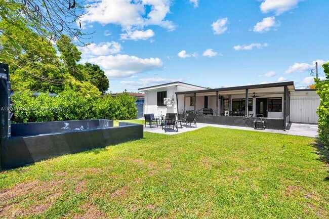 Foto del edificio - 2788 SW 33rd Ct