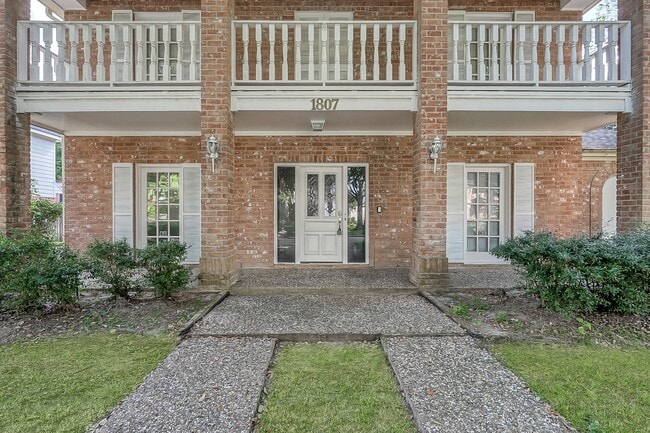 Foto del edificio - 1807 Brookchester Dr