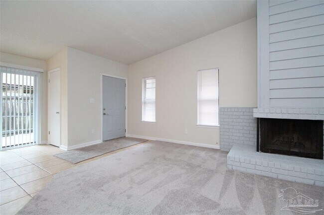 Building Photo - 6948 Spanish Trail