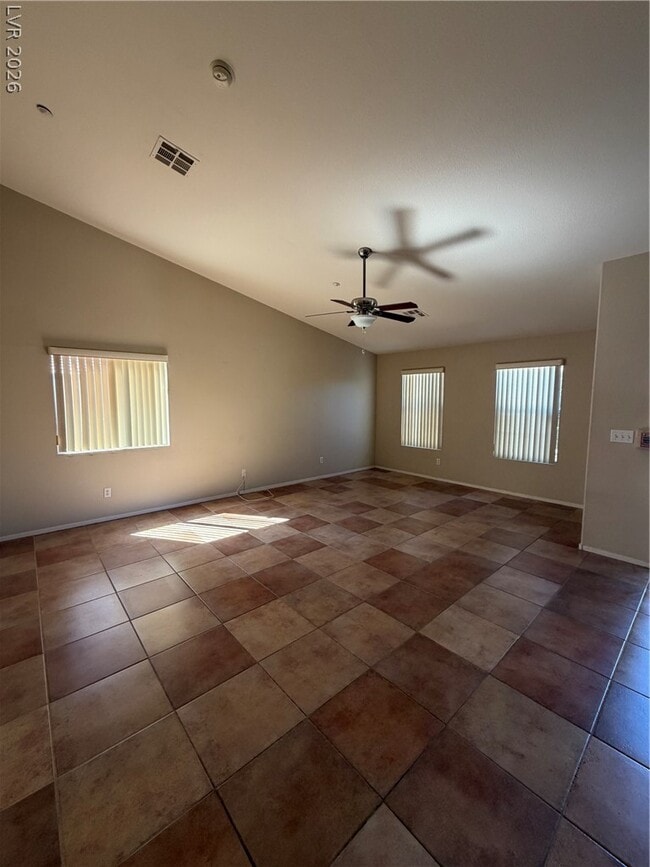 Building Photo - 487 Pearberry Ave