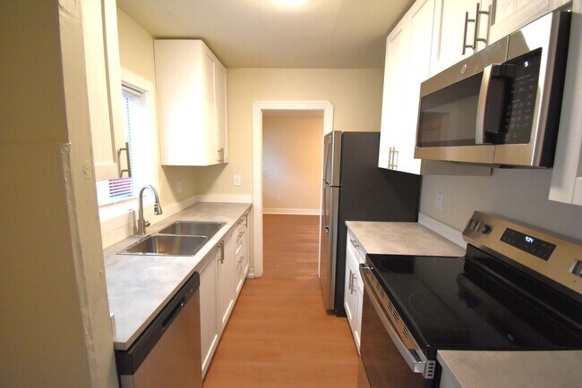 Foto del edificio - Freshly Remodeled Cozy Cottage Home