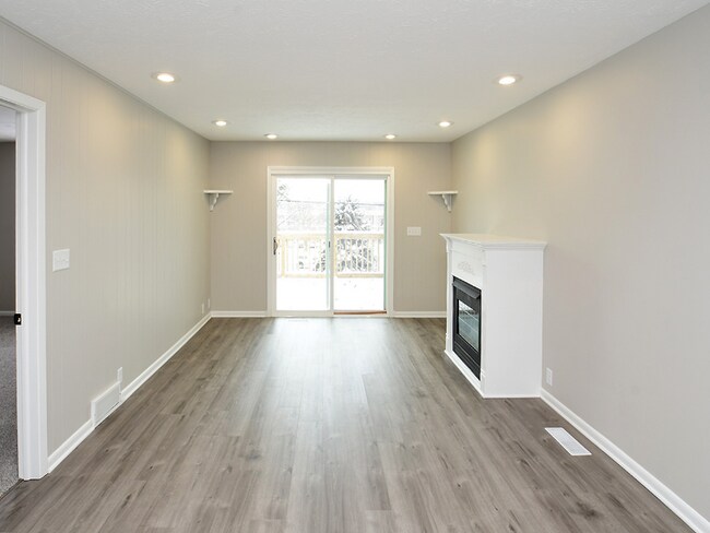 Foto del edificio - 2567 Kessler Blvd