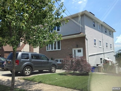 Foto principal - 745 7th St