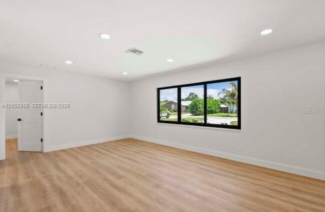Foto del edificio - 128 Norfolk Rd