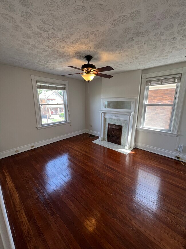 Bedroom 1 - 3935 Burwood Ave