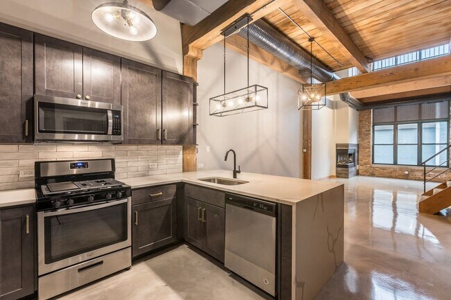 Foto del edificio - 3110 N Sheffield Ave