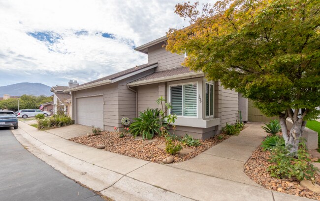 Foto del edificio - 3029 Spearman Ln