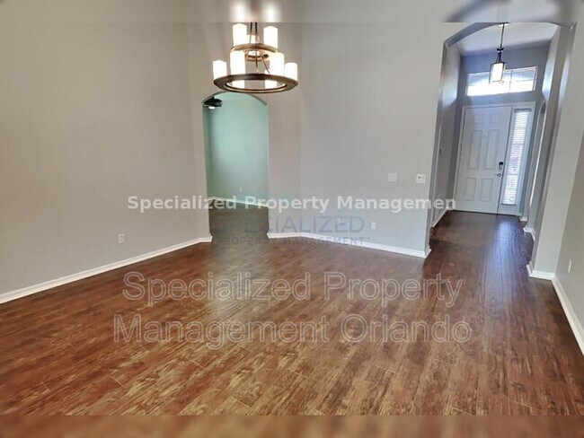 Foto del edificio - 4338 Heirloom Rose Pl