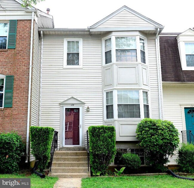 Foto del edificio - 173 Lazy Hollow Dr