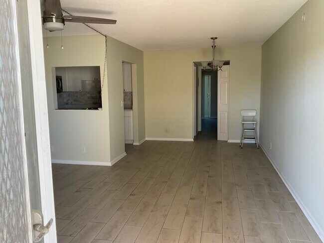 Foto del edificio - 80 Bedford E