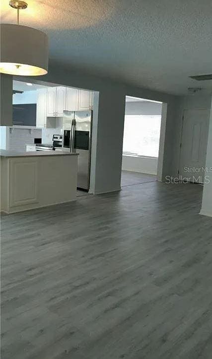 Foto del edificio - 345 Gilbert Rd
