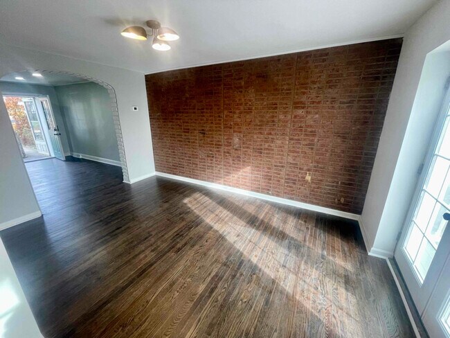 Foto del edificio - 3926 Stratford Rd