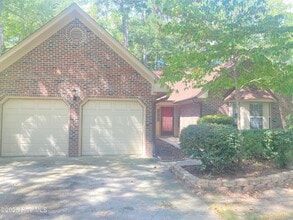 Building Photo - 8 Sand Dollar Dr