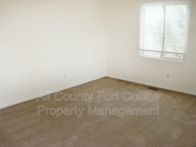 Building Photo - 1406 Ptarmigan Ct