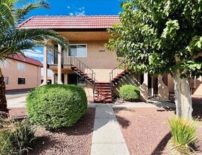 Building Photo - 2920 E Siki Ct