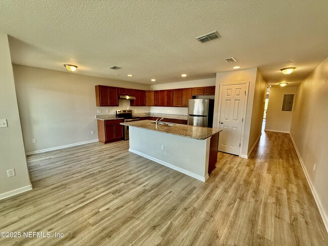 Building Photo - 9109 Western Way