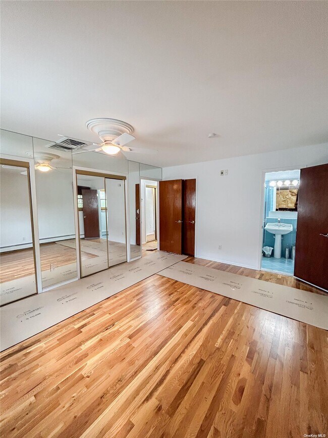 26 Gaffney St Unit 1, Glen Cove, NY 11542 Apartments in Glen Cove, NY