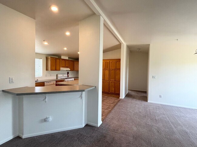 Foto del edificio - Charming Horse Property - 2 Bed/ 2 Bath with office- Home with Scenic Views and Pasture