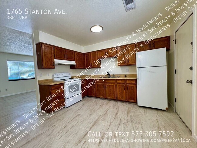 Foto del edificio - 1765 Stanton Ave