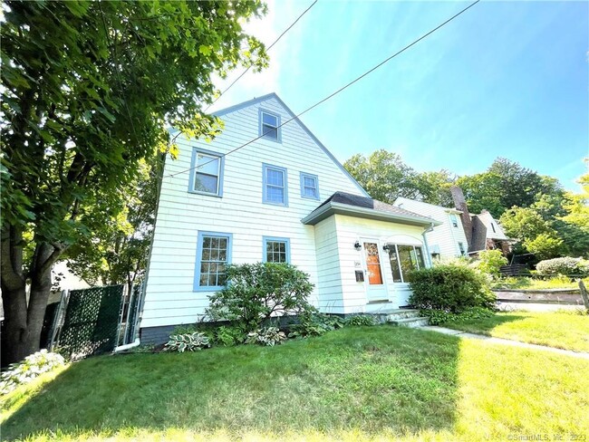 Building Photo - 294 Fountain St