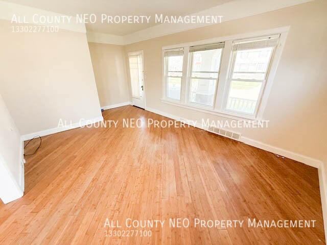 Foto del edificio - 3003 Portman Ave