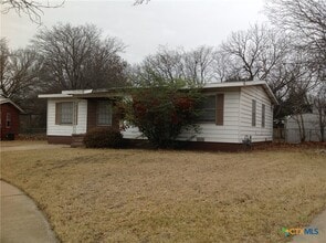 Building Photo - 1601 Elkins Ave