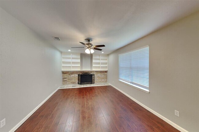 Building Photo - 5318 Hazel Grove Dr
